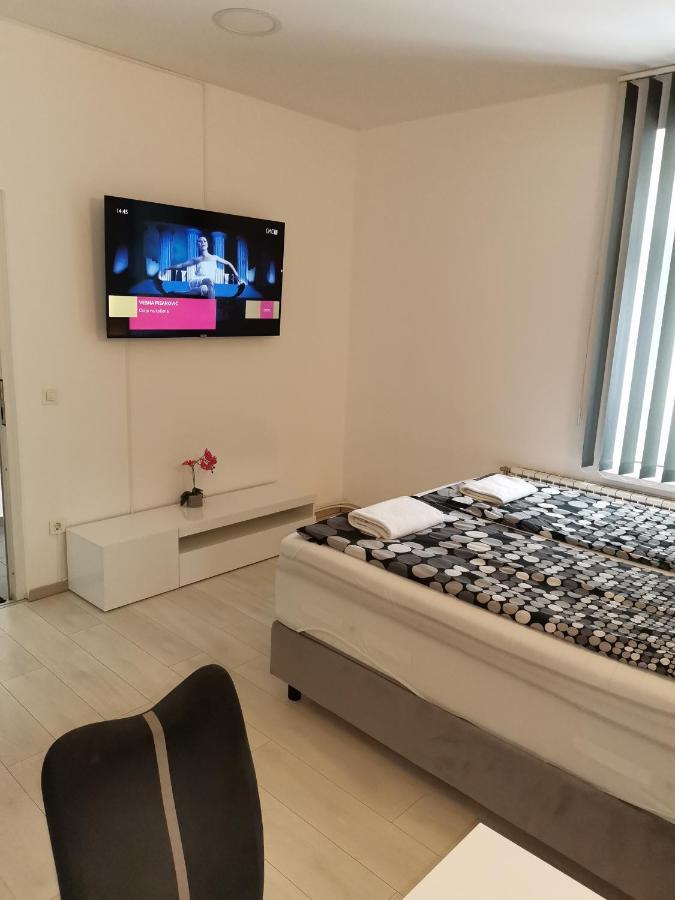 Apartments Petrova170 Zagreb Exterior photo